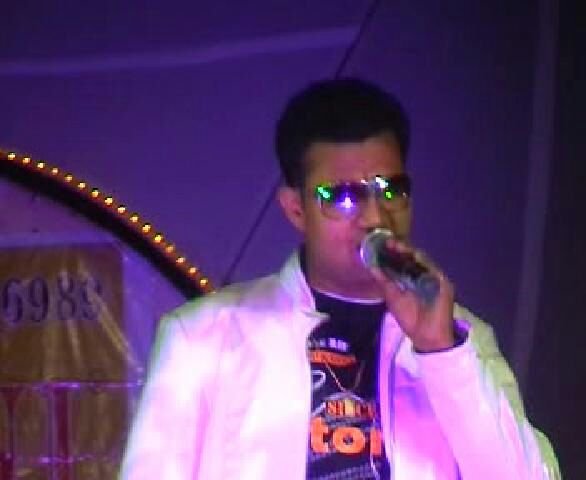 professional singer nagpur